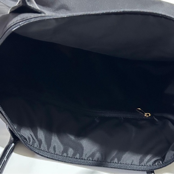 St.John (Copy) Black Structured Tote Bag with Elegant Design - Picture 6 of 9